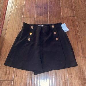 Black H&M shorts